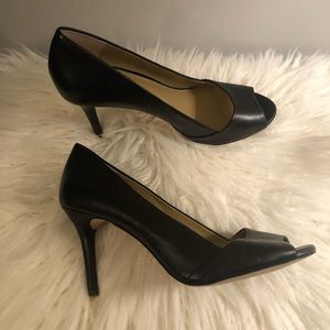 Ann Taylor black open toe shoe size 9